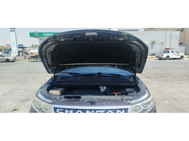 Car image 28