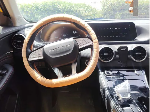 Car image 22