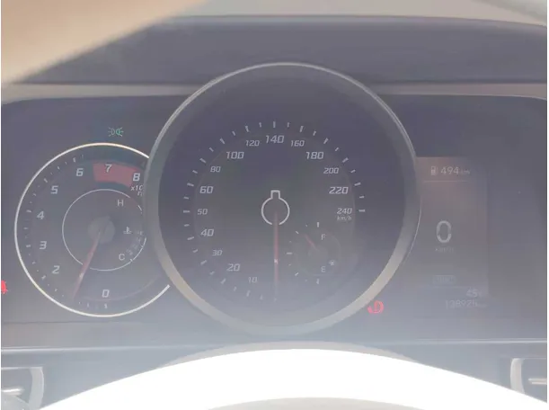 Car image 23