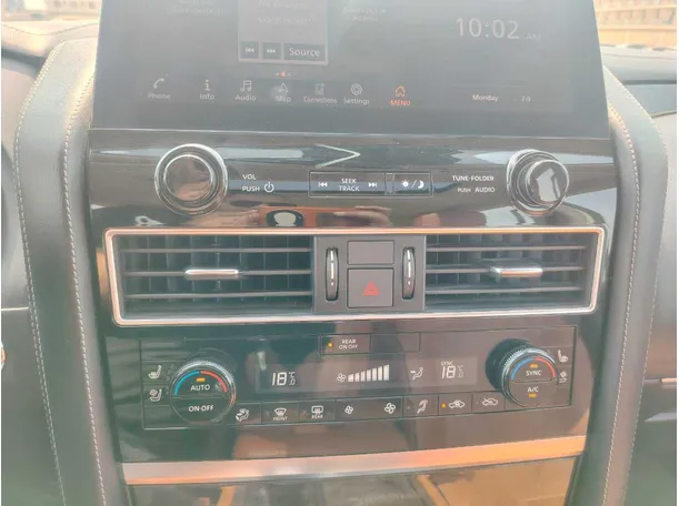 Car image 39