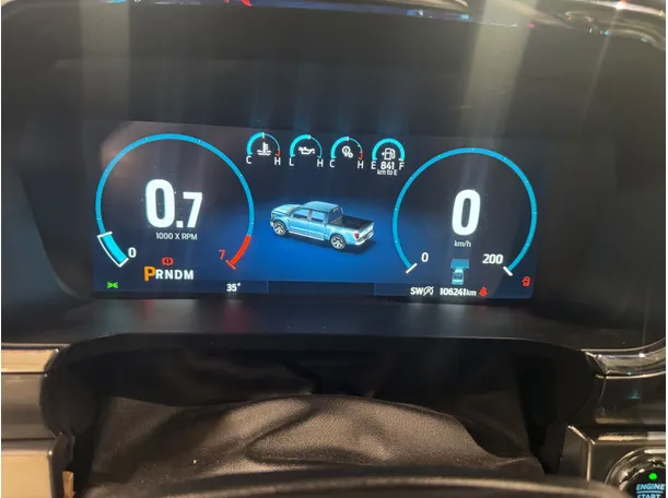 Car image 19