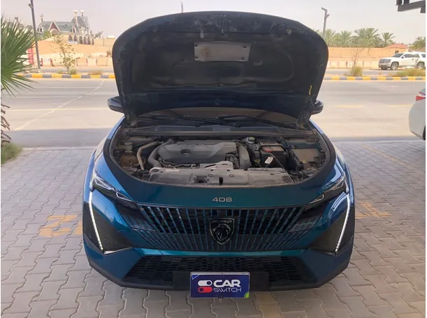 Car image 25