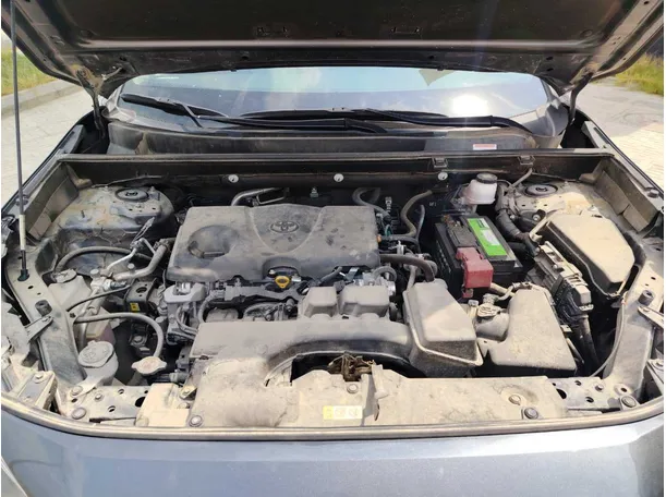Car image 32
