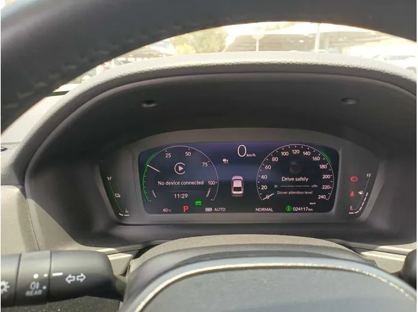 Car image 19