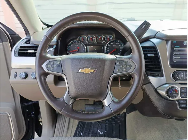 Car image 17