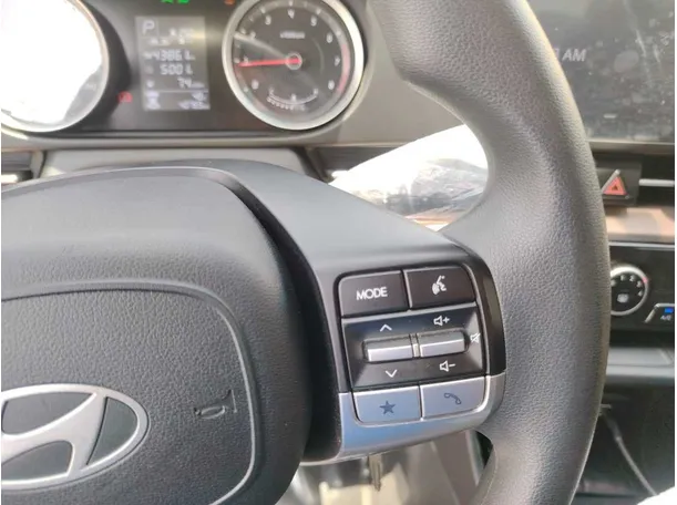 Car image 39