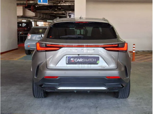 Car image 6