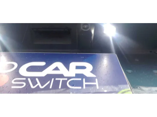 Car image 35