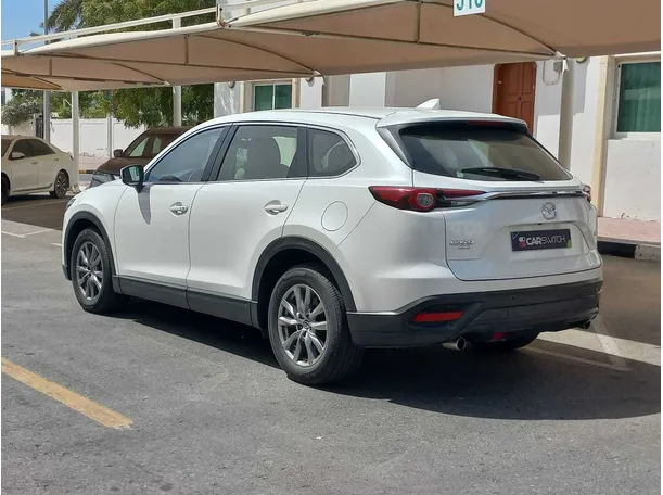 Car image 7