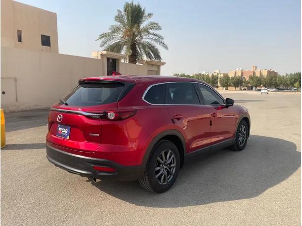 Car image 5