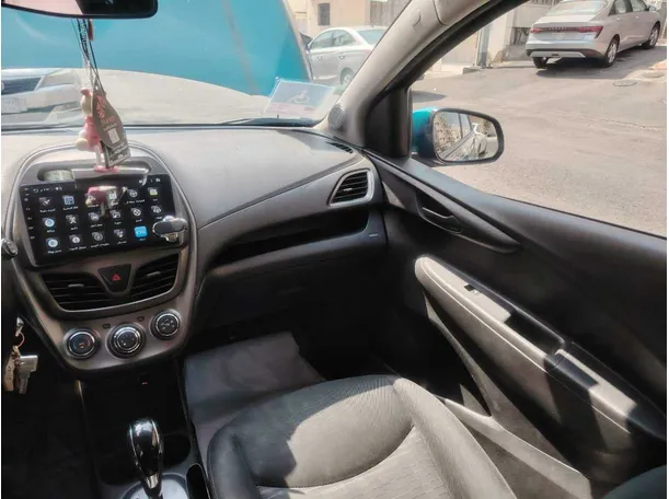 Car image 21