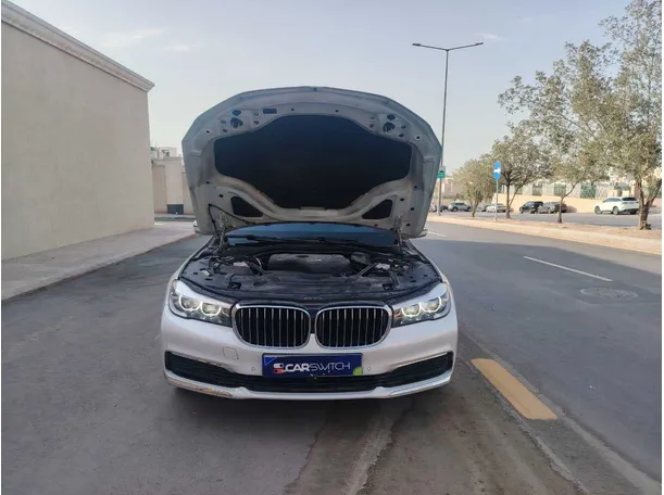 Car image 33