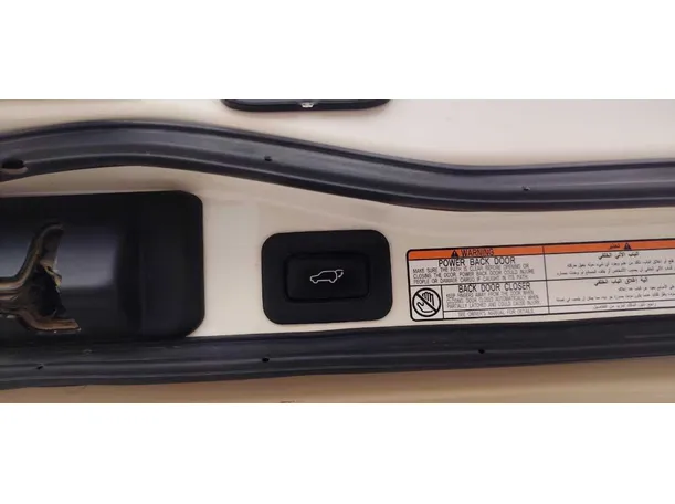 Car image 31