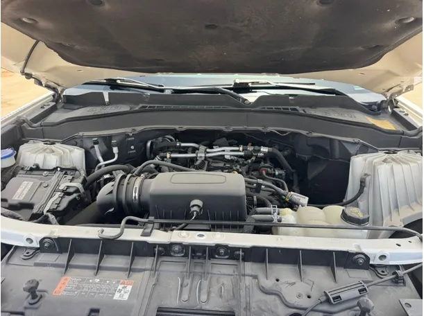 Car image 22
