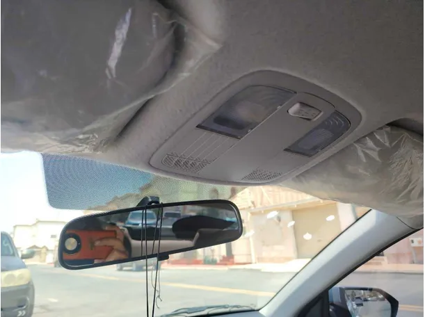 Car image 29