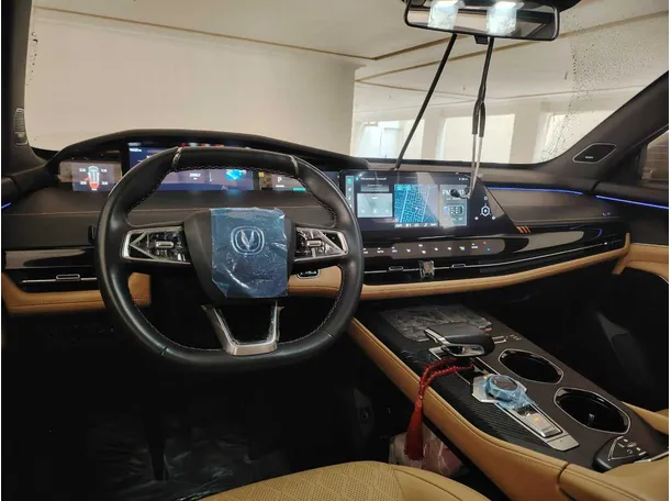 Car image 29
