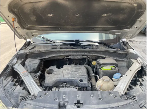 Car image 24