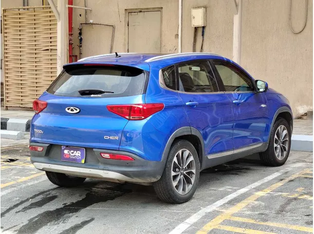 Car image 5