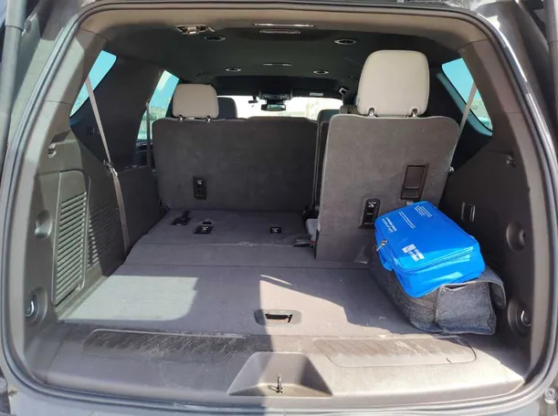 Car image 25