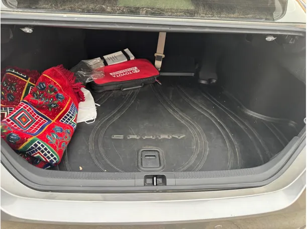Car image 18