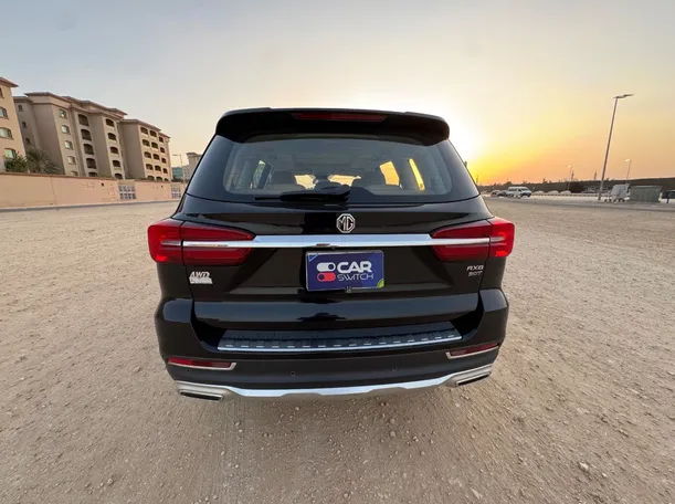 Car image 6