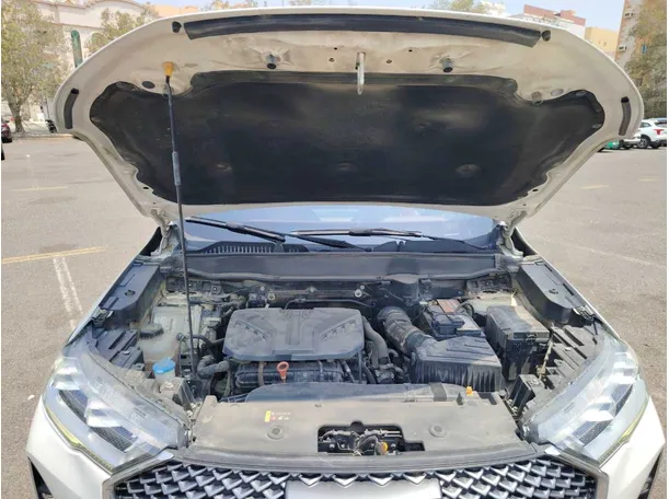 Car image 35