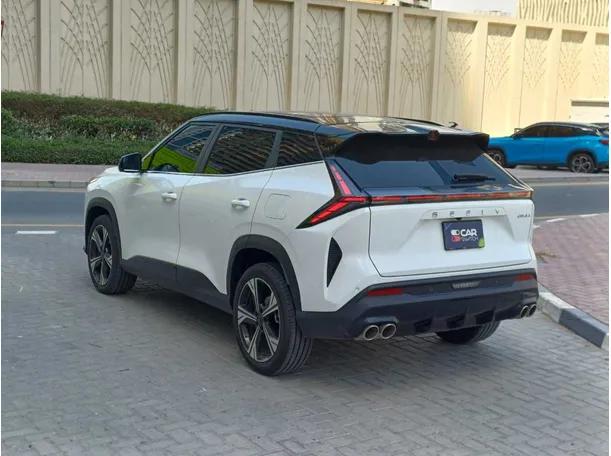 Car image 7