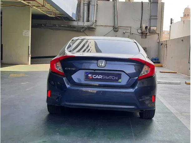 Car image 6