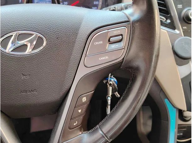 Car image 26