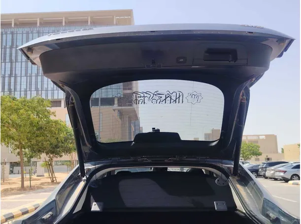 Car image 22