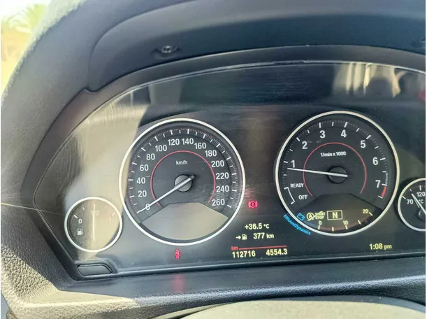 Car image 26