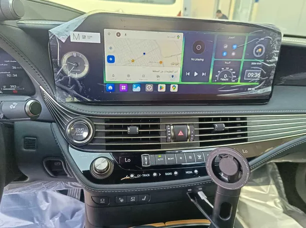Car image 27