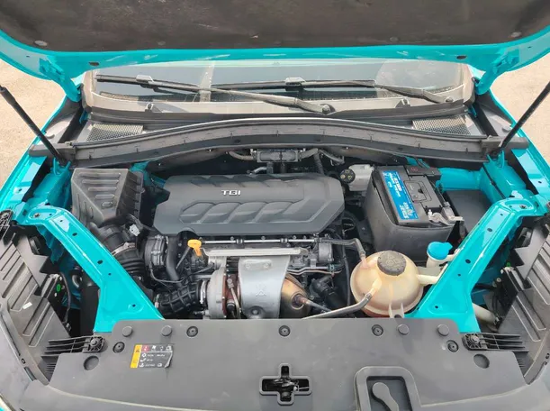 Car image 36
