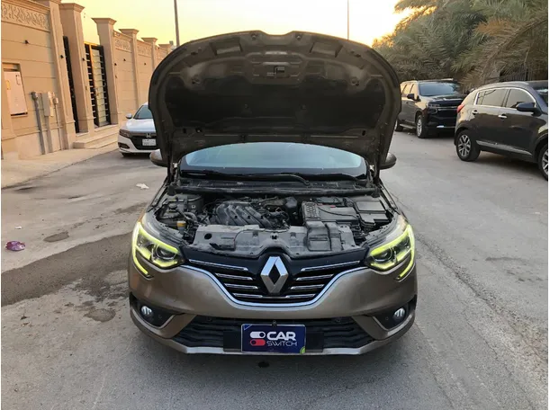 Car image 21