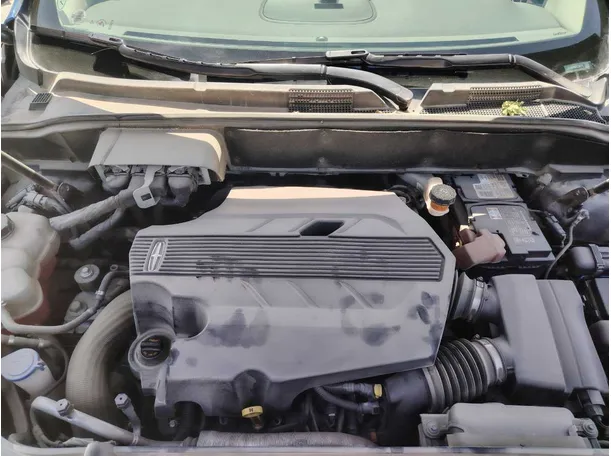 Car image 25