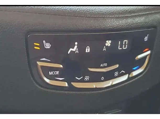 Car image 27