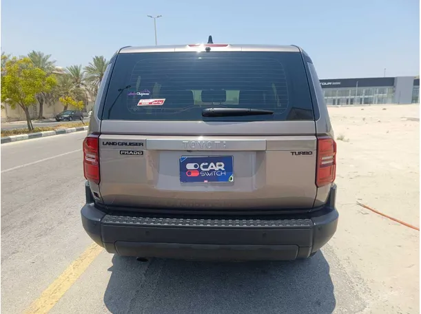Car image 6