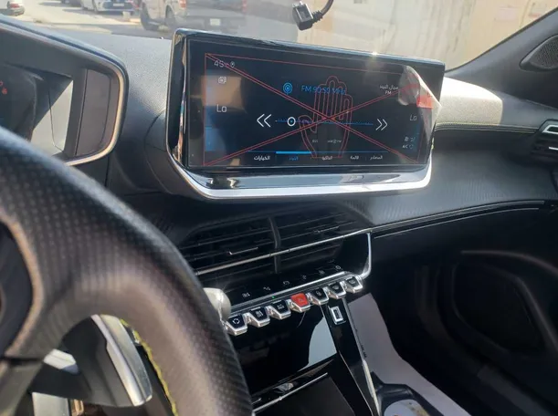 Car image 18