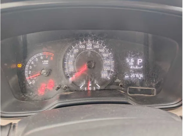Car image 22