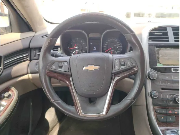 Car image 20