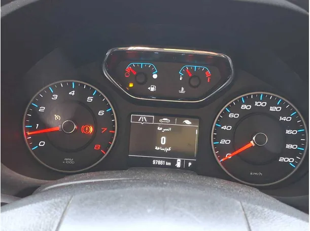 Car image 18