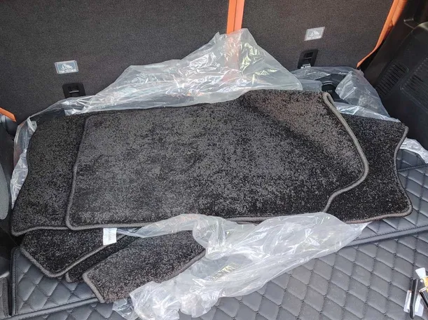 Car image 31