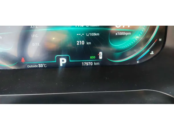 Car image 21