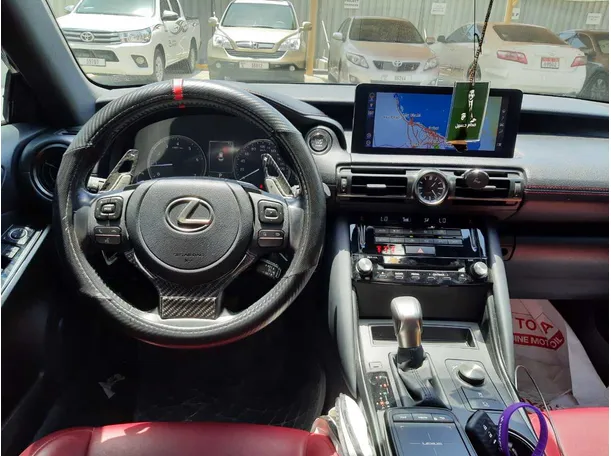 Car image 16