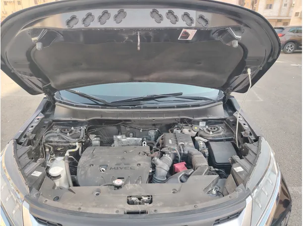 Car image 32