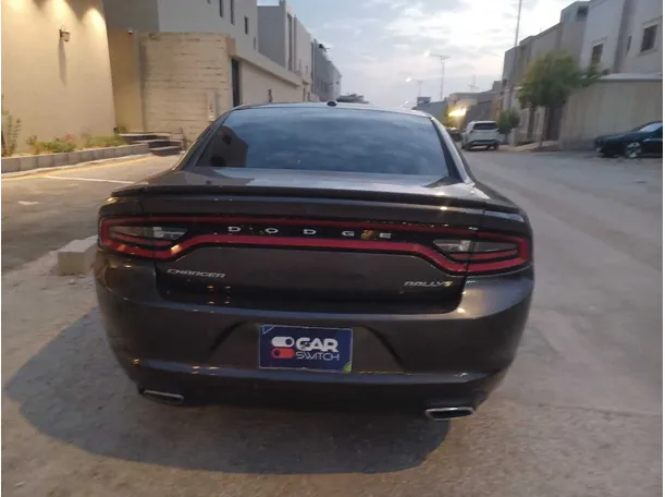 Car image 6