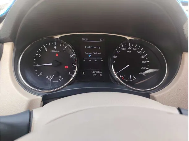 Car image 24