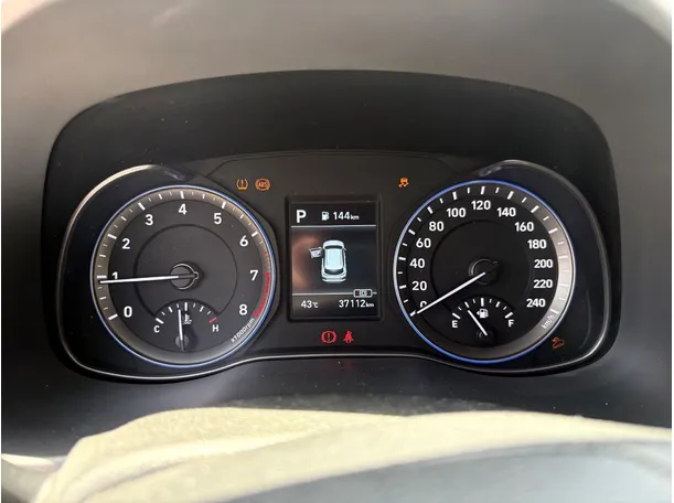 Car image 23