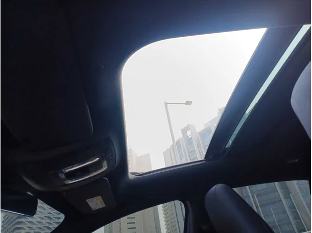 Car image 22