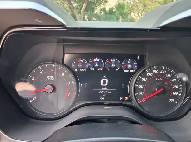 Car image 17